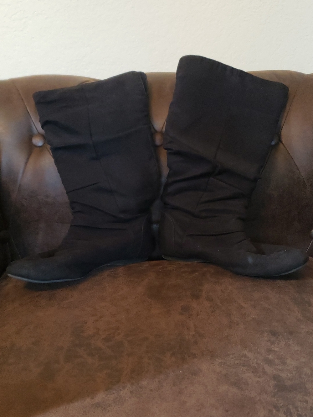 Women's Mid-calf Black Slouch Boots